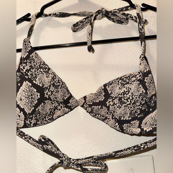 NWT Andie snakeskin string bikini top XS - Picture 3 of 12